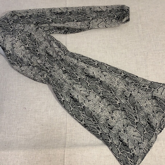 BANANA REPUBLIC Snakeskin dress - Picture 9 of 11